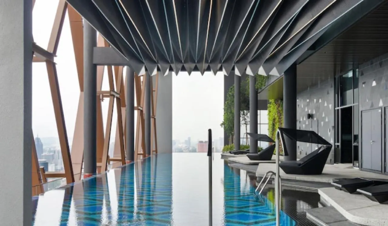 Apartment Infinity Pool Scarletz Suites Klcc Kuala Lumpur